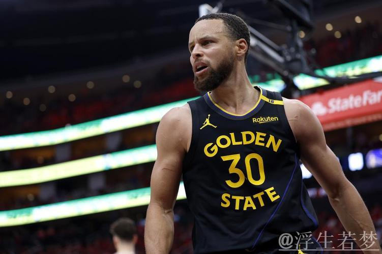 勇士上演黑七奇迹 4-3逆转火箭晋级西部半决赛