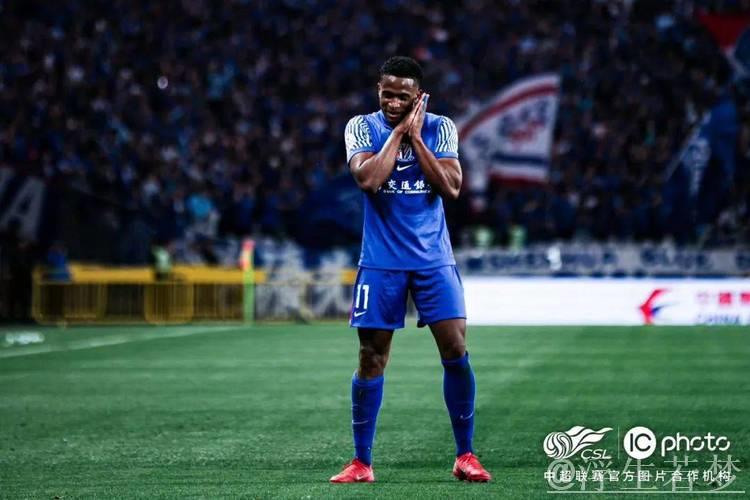 米内罗独造三球 上海申花击败河南队